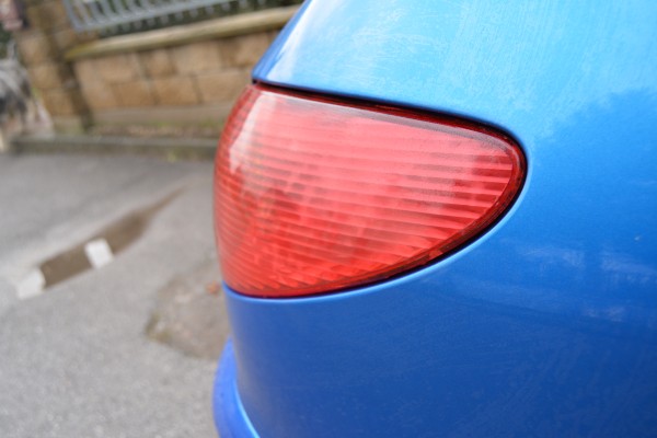 Zvnútra zarosené zadné svetlo